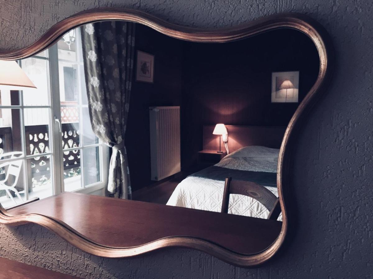 Auberge Du Roselet Duingt Room photo